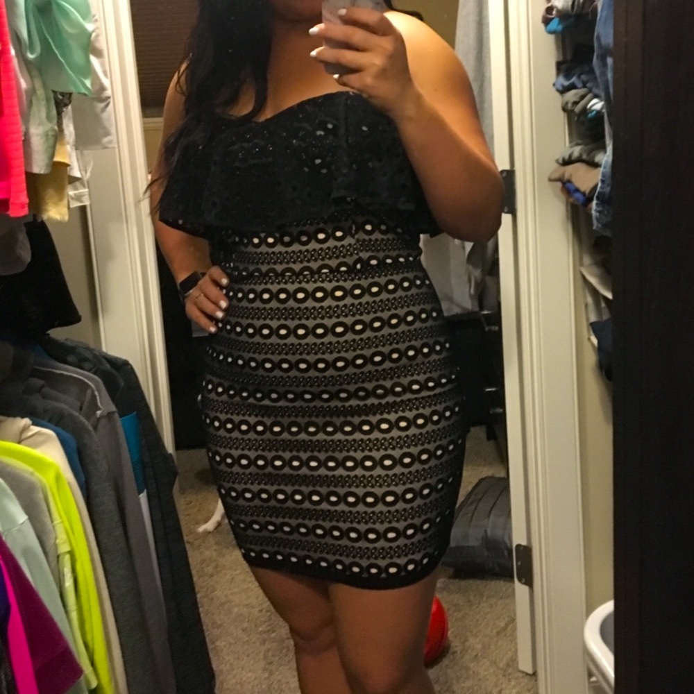 Strapless Black/Nude Dress 🖤